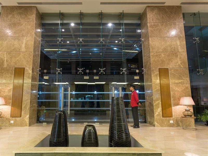 Classic Grande,A Member Of Radisson Imphal Exterior photo