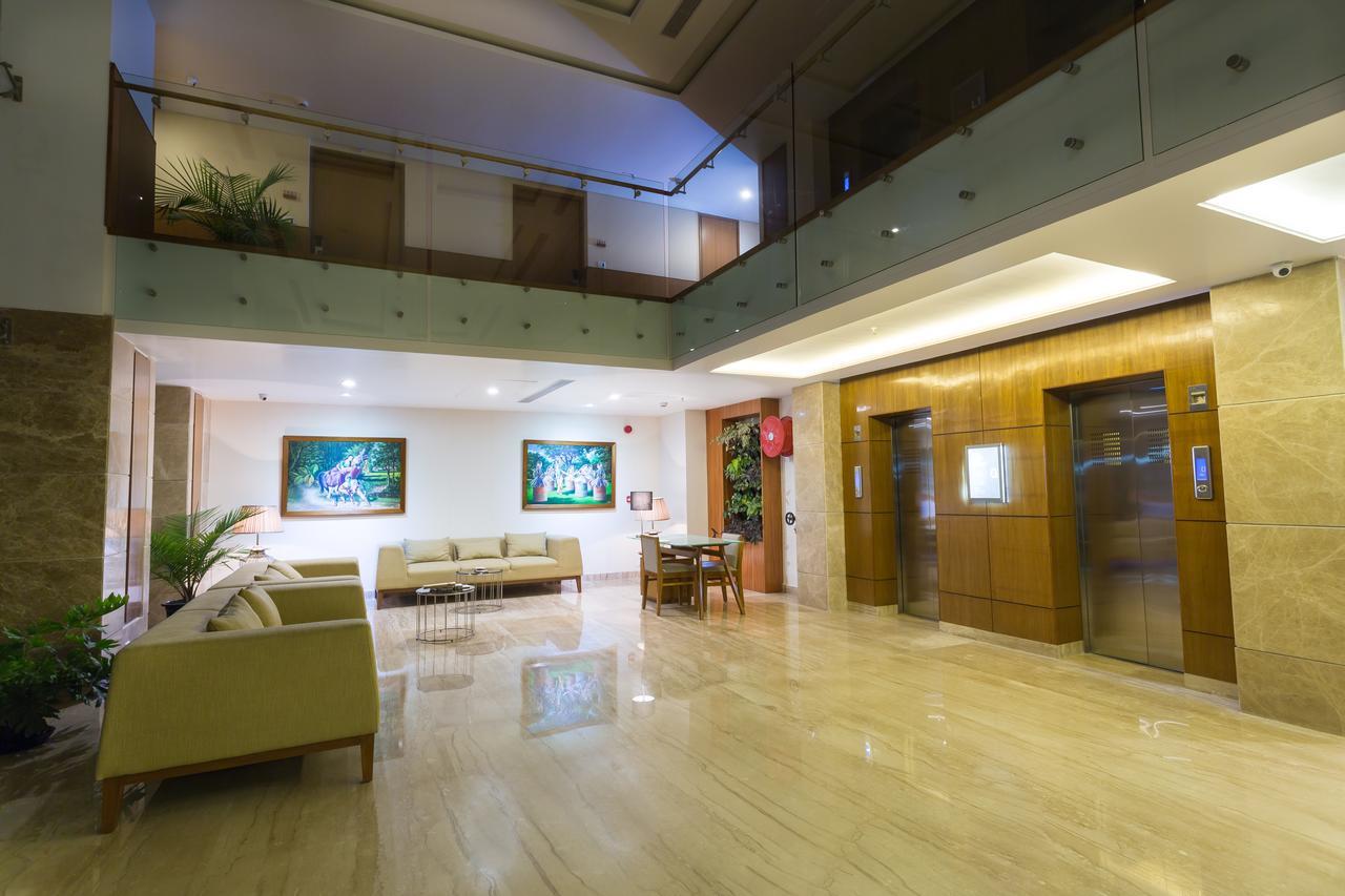 Classic Grande,A Member Of Radisson Imphal Exterior photo