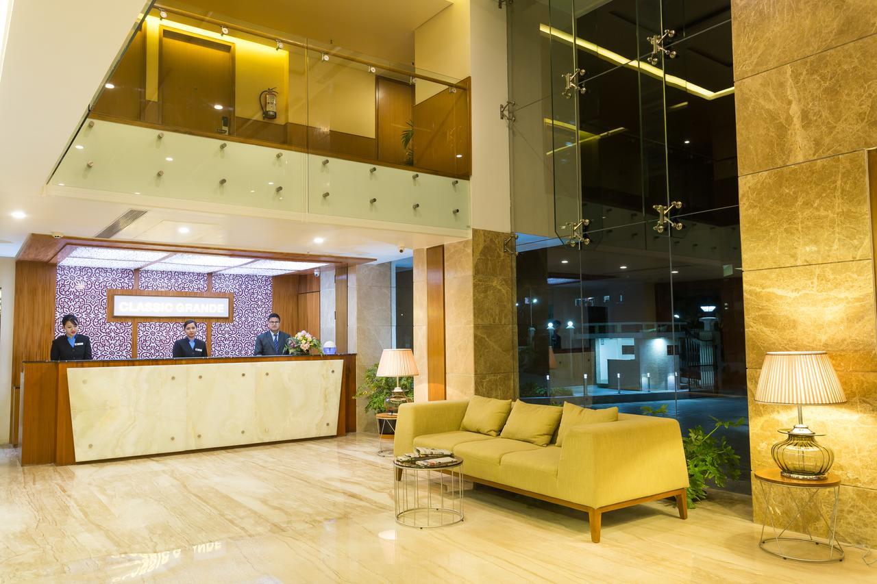 Classic Grande,A Member Of Radisson Imphal Exterior photo